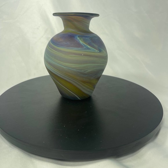 VTG Pheonitian  blown glass vase - Picture 7 of 10